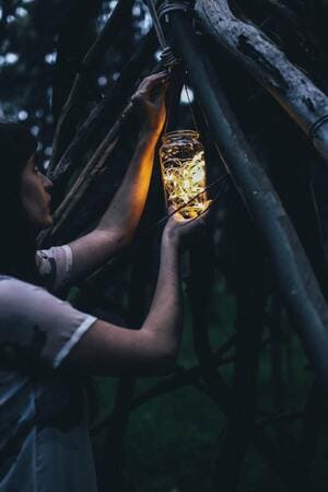 Une ancienne bougie cloche transformée en lampe