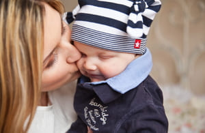 Bébé grandit vite, mais vous pouvez réutiliser ses vêtements