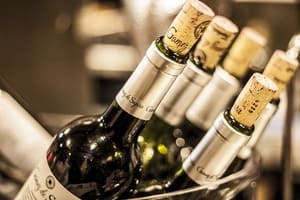 Une bouteille de vin peut dépasser le millier d'euros