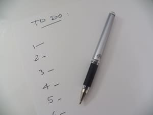 Faites des check lists pour ne rien oublier en vous organisant