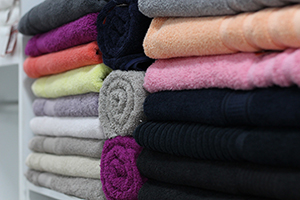 Si vous retrouvez du linge de maison au grenier, vous pouvez le donner à des associations