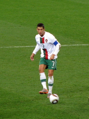 Les maillots des grands joueurs attirent un maximum de convoitise