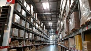 Même si l'objectif du stockage est le même, les garde-meubles et le self stockage sont bien différends