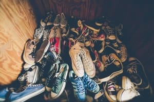 Selon la méthode 333, vous n'avez pas besoin de toutes ces chaussures