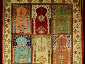 Les tapis très anciens sont aussi très précieux, le plus souvent
